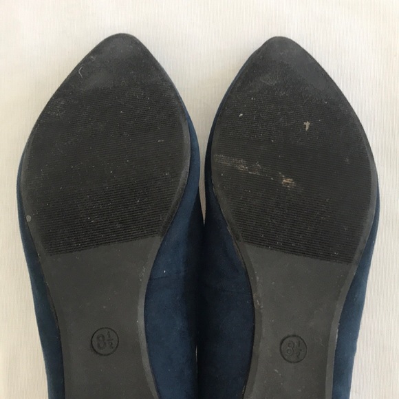 Navy suede pointed toe flat - Picture 3 of 3